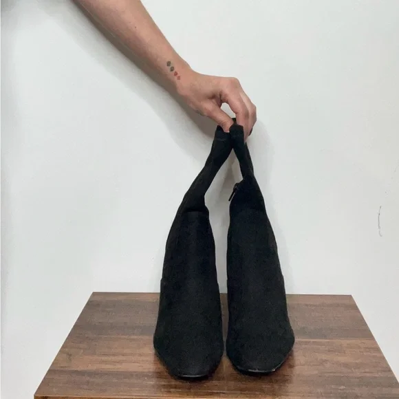 Ivanka Trump Black Ankle Boots - Picture 6 of 13